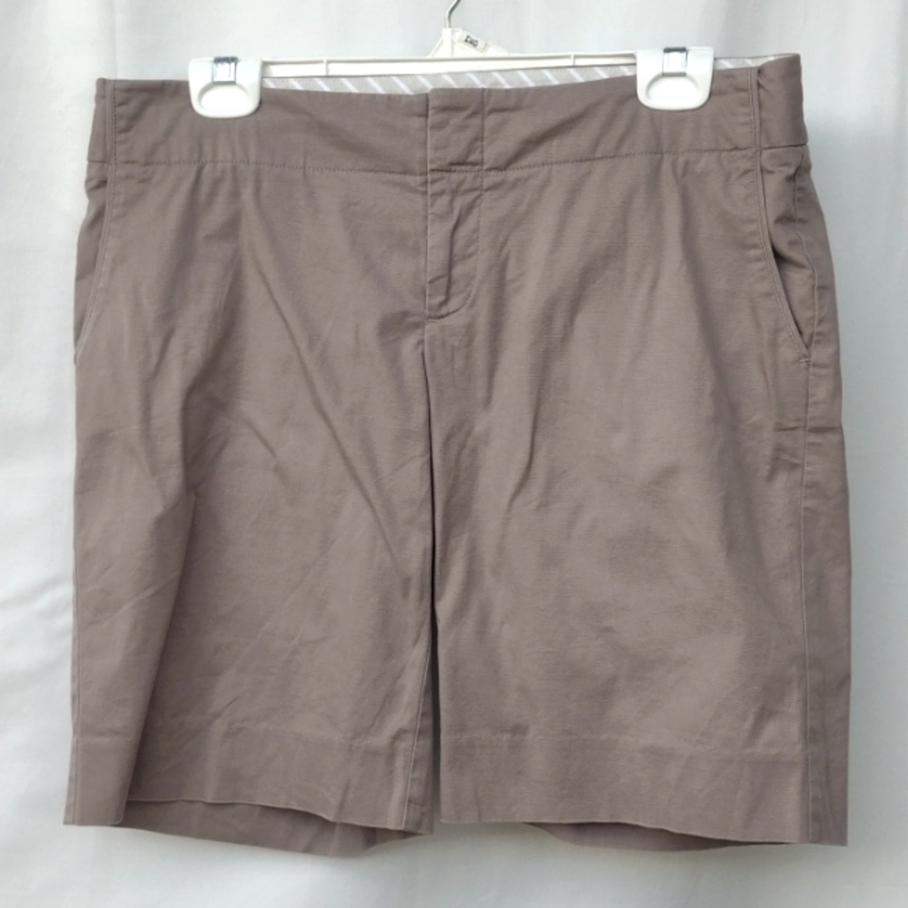 GAP Tan Stretch Shorts 6